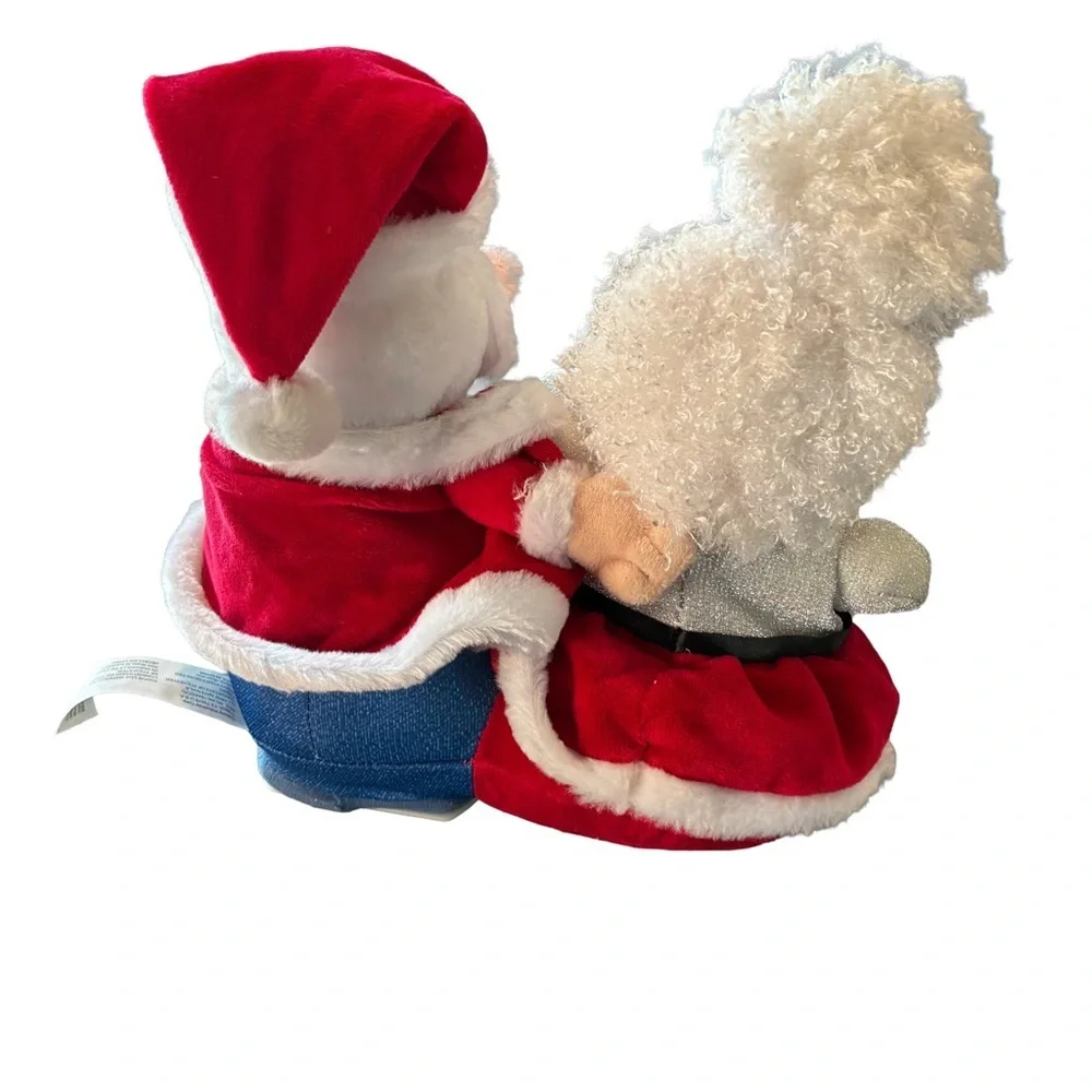 🎄 Gemmy Animated Mr & Mrs Claus Sing “Islands In The Stream” 🎶